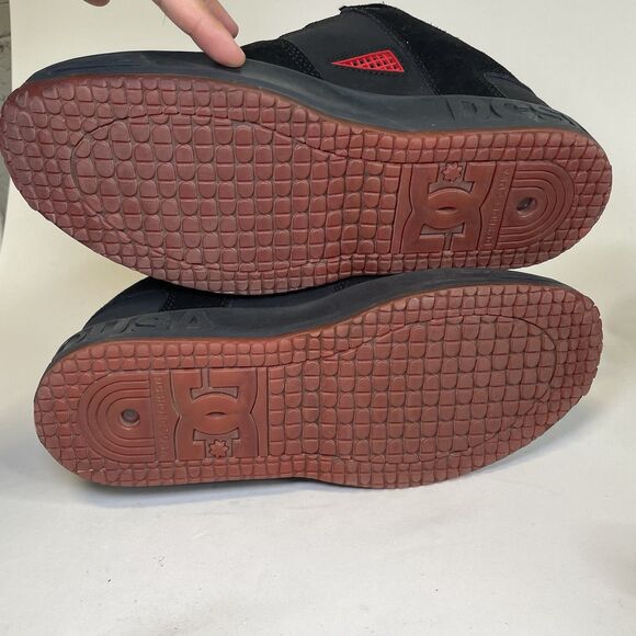 DC LYNX OG Dark Room Skate Shoes - Picture 8 of 9